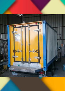 Specialized Fish Containers production team in Theni